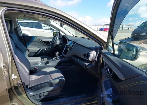 2021 Subaru Outback Onyx Edition Xt z USA, uszkodzony, nr VIN 4S4BTGLD8M3147562